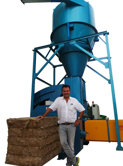 Enfardadeira Hidráulica de Roupas e Têxteis Enfardadeira